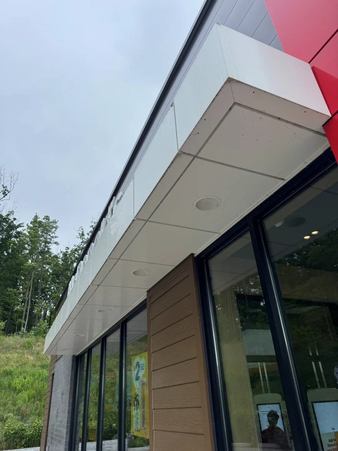 Commercial exterior, before cleaning
